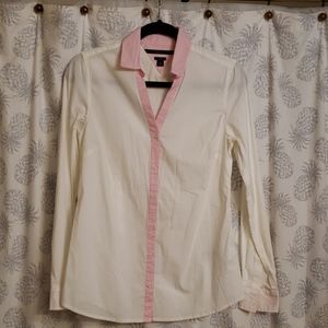 White shirt with pinks details